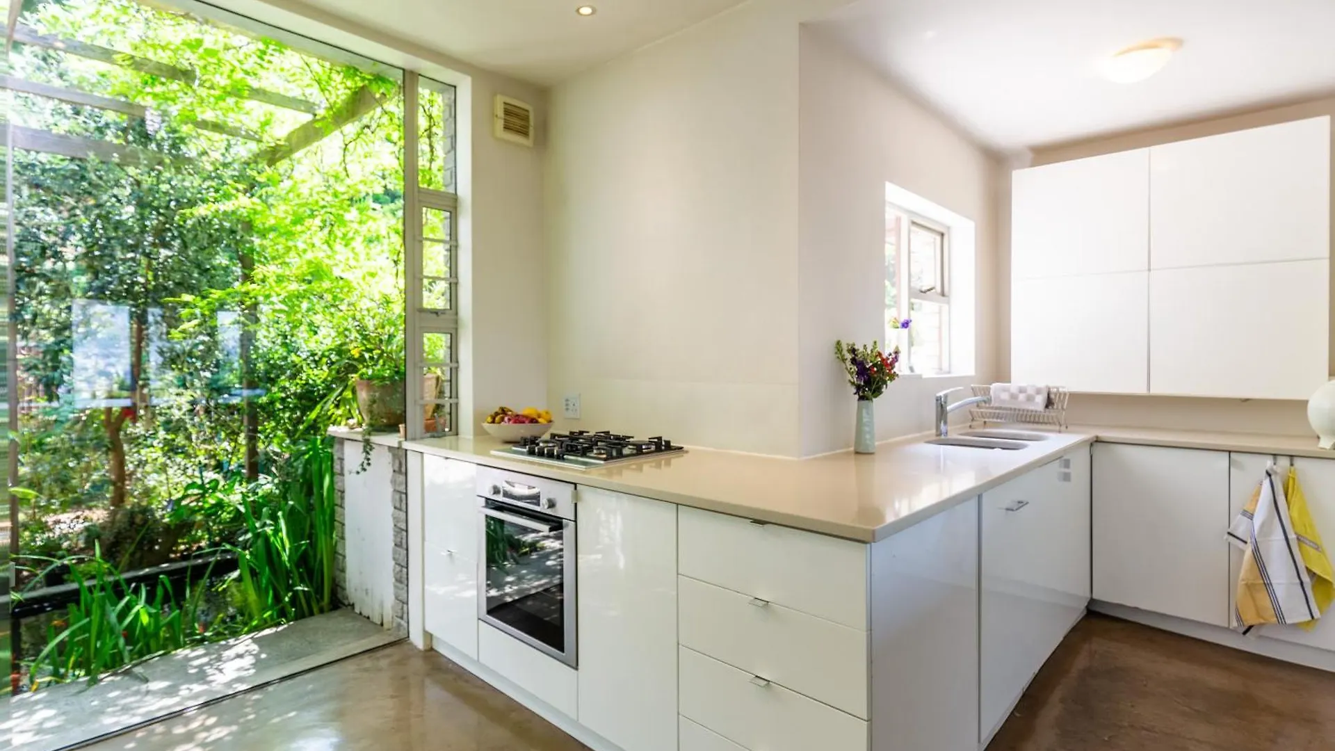 Lions Head Villa With Table Mountain Views ケープタウン